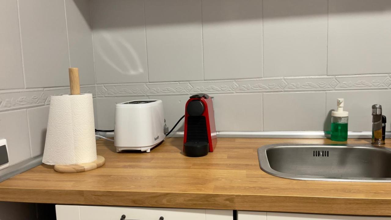 Apartamento T2 Com Terraco Grande Appartement Quarteira Buitenkant foto